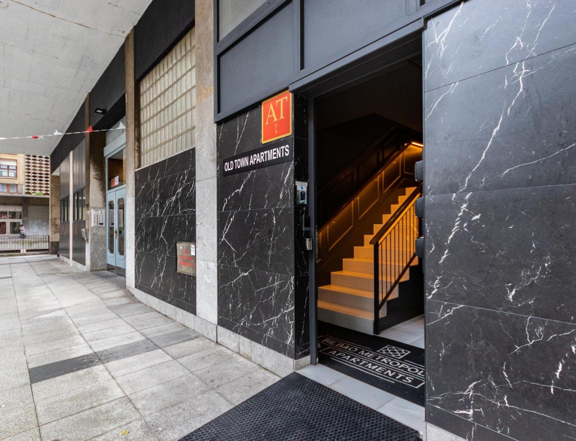 Old Town Apartments By Staynnapartments Bilbao Eksteriør billede